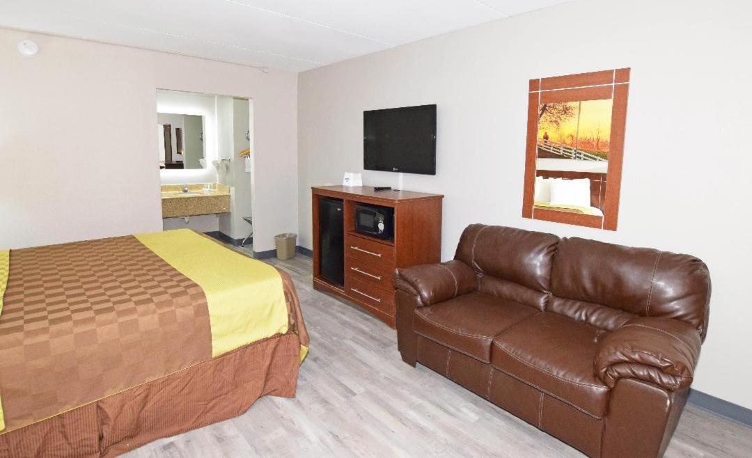 Days Inn By Wyndham Midland Extérieur photo